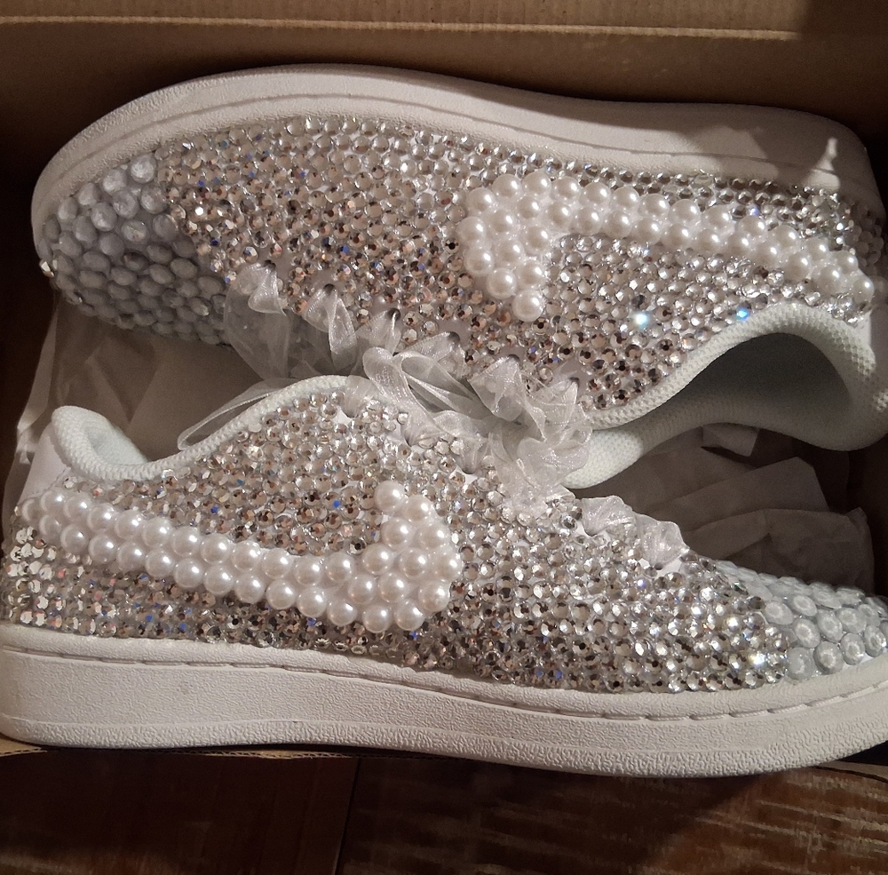 Womens Nike Wedding Tennis Shoes.
